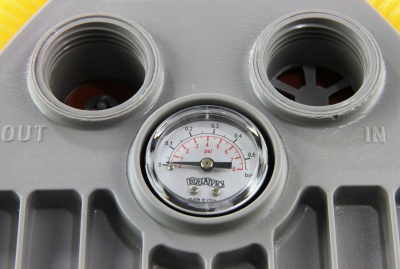 nasos-bravo-7m-nozhnoy-s-manometrom_630100